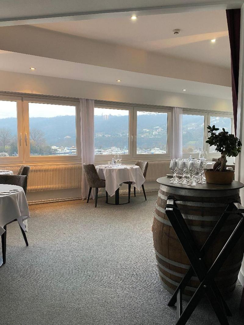 Hotel Le Bellevue Les Roches-de-Condrieu المظهر الخارجي الصورة
