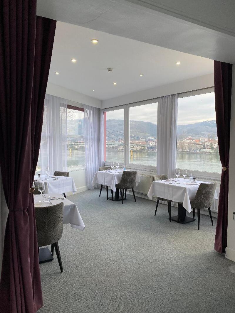 Hotel Le Bellevue Les Roches-de-Condrieu المظهر الخارجي الصورة
